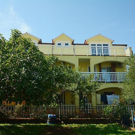 Apartments Bosnjak ชิเบนิก ภายนอก รูปภาพ