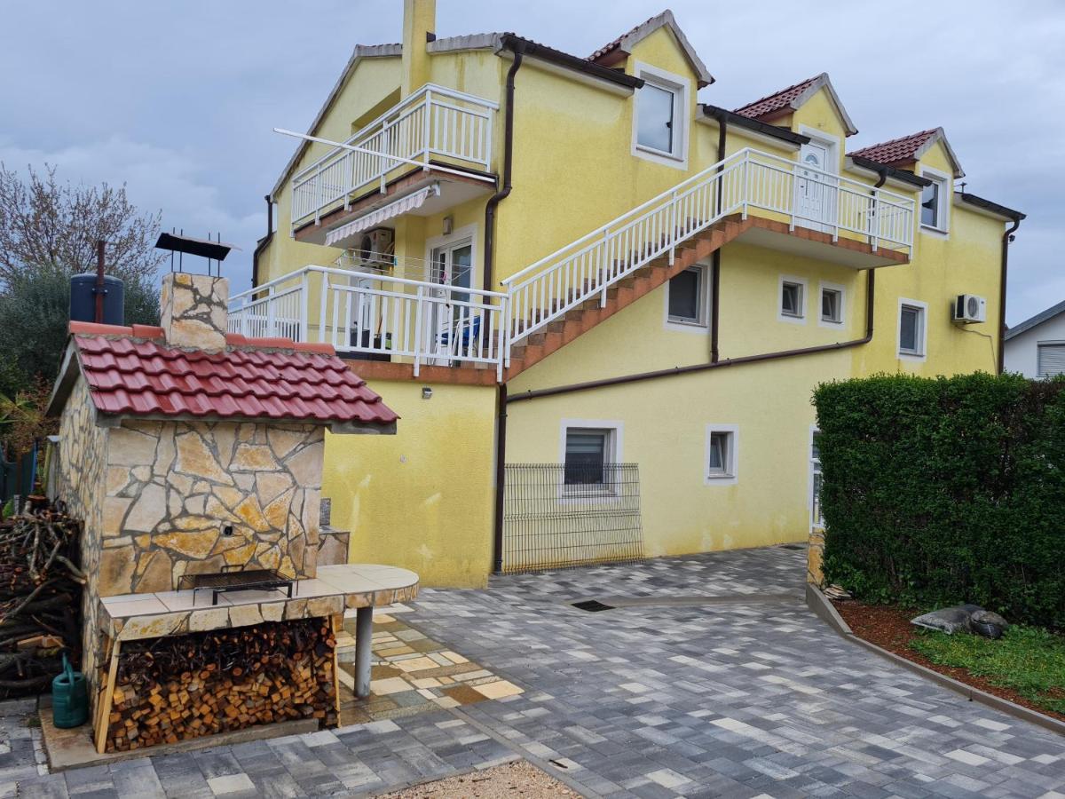 Apartments Bosnjak ชิเบนิก ภายนอก รูปภาพ